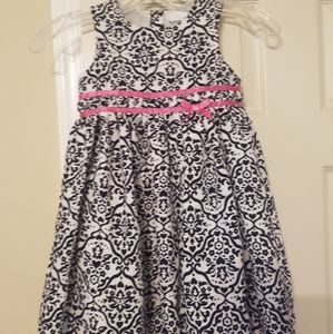 Girls dress